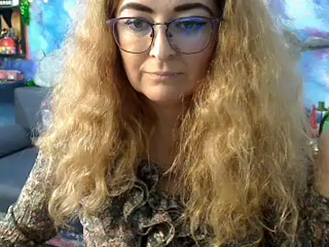 Helen1974 online show from December 2024 05:55:02 PM