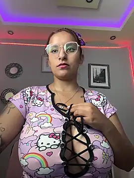 Snapshot of Seized_lust chatting on December 2024 02:33:02 PM Seized lust online show from December 2024 02:33:02 PM