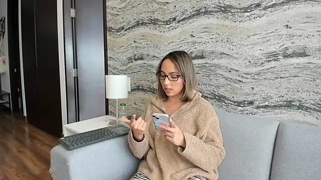 Snapshot of Sophi__a chatting on March 2025 08:10:02 PM Sophi  a online show from March 2025 08:10:02 PM