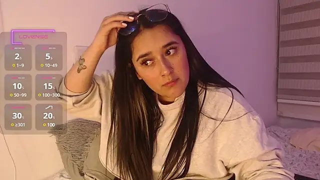 Megan FE online show from December 2024 11:47:01 PM