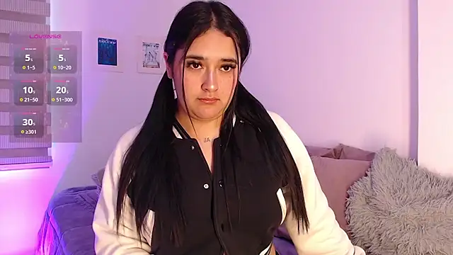 Megan FE online show from October 2025 01:00:01 PM