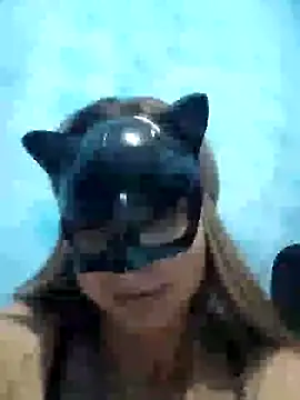 Snapshot of MagrinhaMMs chatting on February 2025 11:24:01 PM MagrinhaMMs online show from February 2025 11:24:01 PM