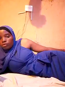 Snapshot of cute_naimah chatting on November 2025 05:24:01 PM cute naimah online show from November 2025 05:24:01 PM