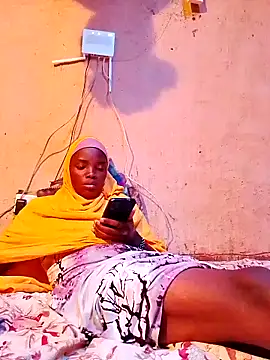 Snapshot of cute_naimah chatting on November 2025 08:20:01 PM cute naimah online show from November 2025 08:20:01 PM