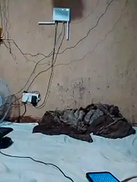 cute naimah online show from March 2026 12:21:02 PM