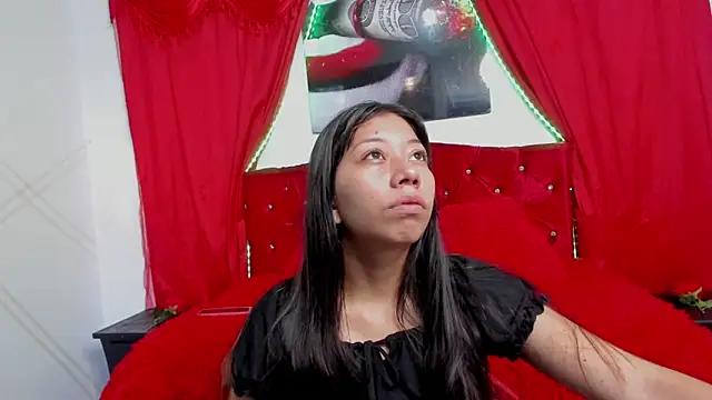 sexylaurita online show from January 2025 12:02:02 PM