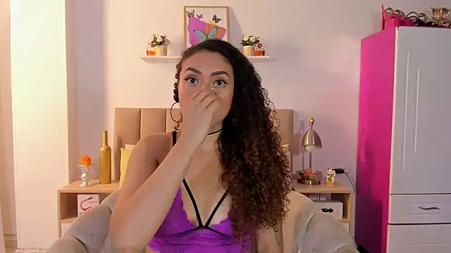 Snapshot of Zoe_Gruber chatting on March 2026 10:35:01 PM Zoe Gruber online show from March 2026 10:35:01 PM