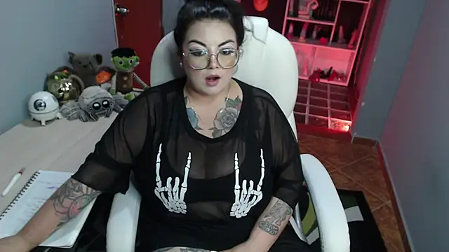 juliette rd online show from December 2024 11:42:02 PM