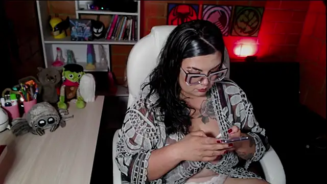 juliette rd online show from November 2025 08:25:02 AM