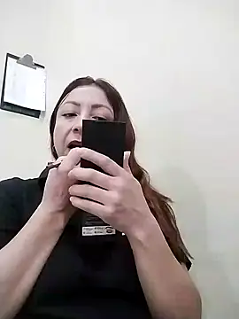 malusexy33 online show from October 2025 06:31:01 PM