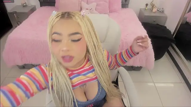 conny  curly online show from June 2026 02:44:02 PM