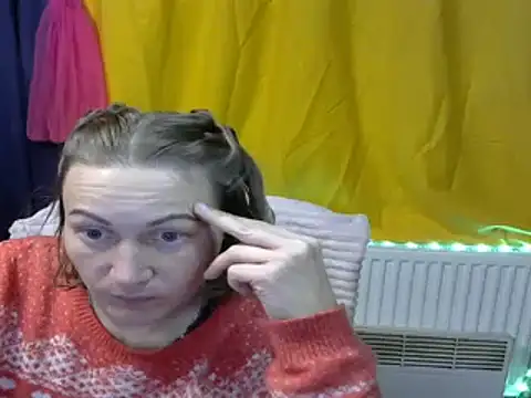 wLESLYMOSw online show from December 2024 06:17:01 PM