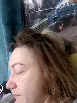 wLESLYMOSw online show from March 2025 08:54:02 AM