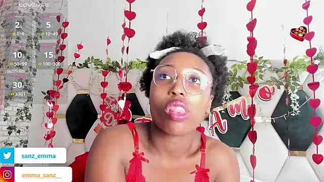 Snapshot of EmmaSanzz_ chatting on February 2025 02:37:01 PM EmmaSanzz online show from February 2025 02:37:01 PM