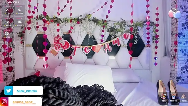 Snapshot of EmmaSanzz_ chatting on February 2025 11:28:02 AM EmmaSanzz online show from February 2025 11:28:02 AM