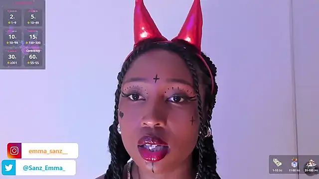 Snapshot of EmmaSanzz_ chatting on March 2025 02:40:02 PM EmmaSanzz online show from March 2025 02:40:02 PM