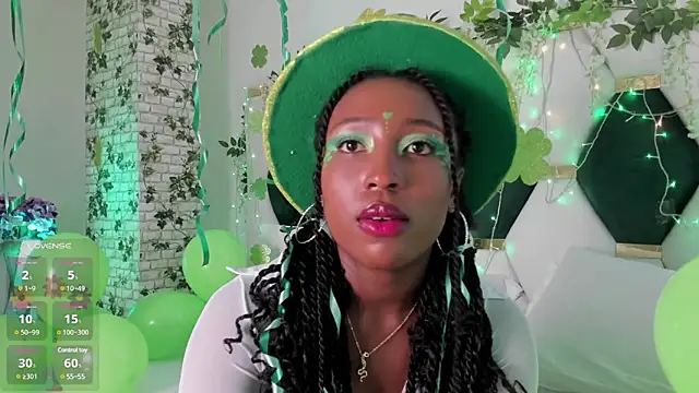 Snapshot of EmmaSanzz_ chatting on March 2025 02:56:01 PM EmmaSanzz online show from March 2025 02:56:01 PM