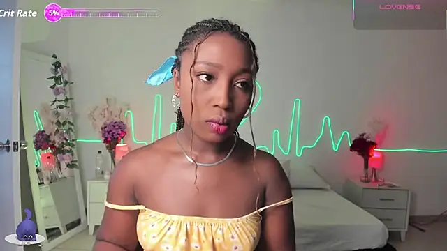 Snapshot of EmmaSanzz_ chatting on September 2025 11:32:02 AM EmmaSanzz online show from September 2025 11:32:02 AM