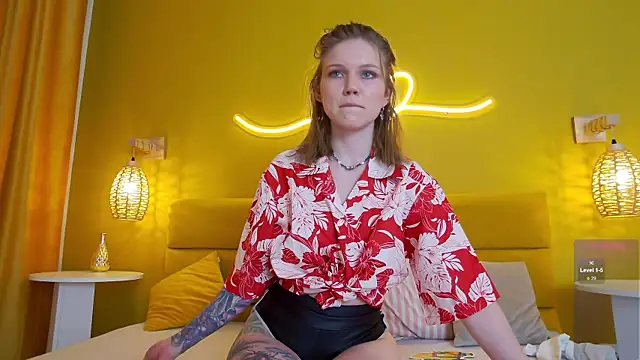 Snapshot of lessysweety chatting on November 2025 02:45:01 AM lessysweety online show from November 2025 02:45:01 AM