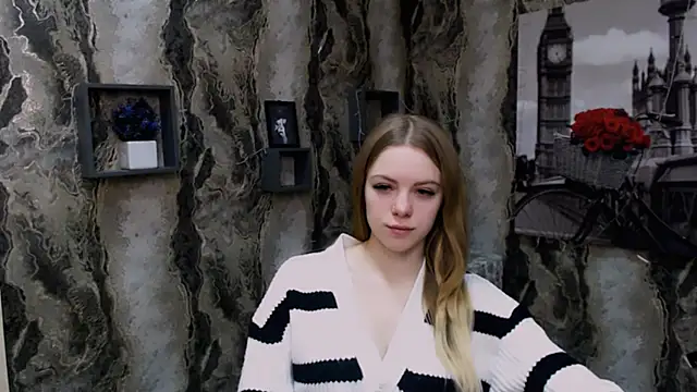 AliceFlirtt  online show from January 2025 08:42:01 AM