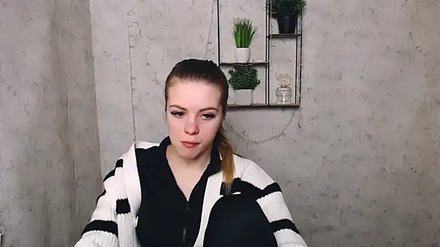 AliceFlirtt  online show from March 2025 11:38:02 AM