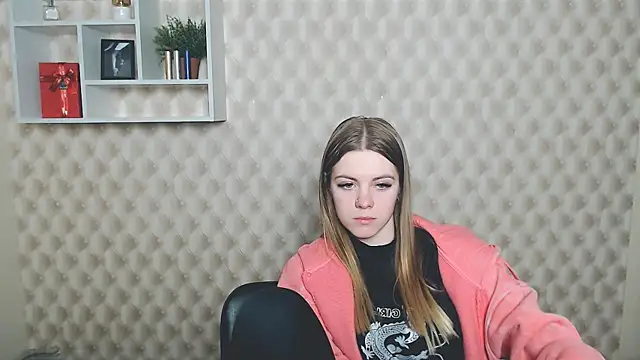 AliceFlirtt  online show from March 2025 02:42:02 PM