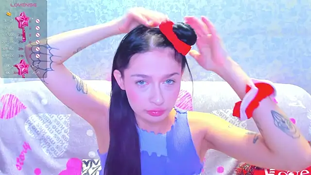 Snapshot of Vanessa_Florence chatting on December 2025 01:56:02 AM Vanessa Florence online show from December 2025 01:56:02 AM