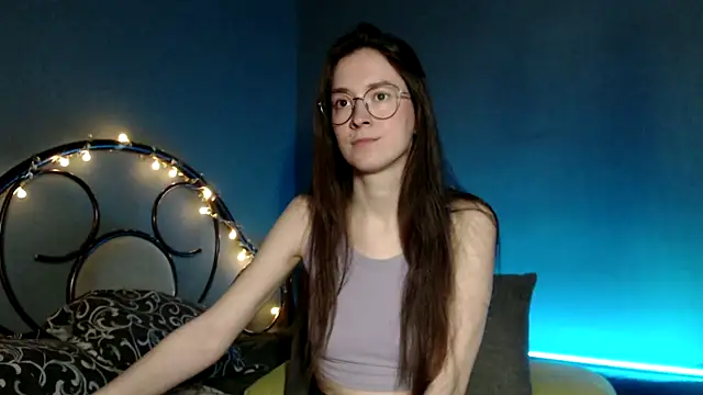 wow  kelly online show from March 2025 04:01:01 PM