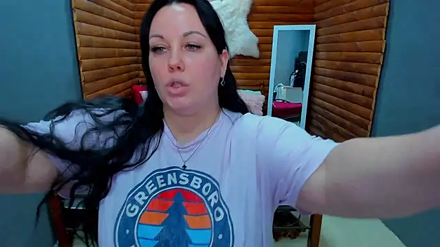 BubbleEmma online show from January 2025 12:41:02 PM