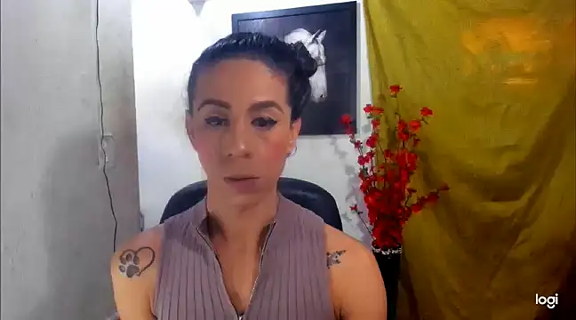 Snapshot of juanblakbigcock chatting on January 2025 03:44:01 PM juanblakbigcock online show from January 2025 03:44:01 PM