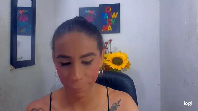 Snapshot of juanblakbigcock chatting on November 2025 03:45:02 PM juanblakbigcock online show from November 2025 03:45:02 PM