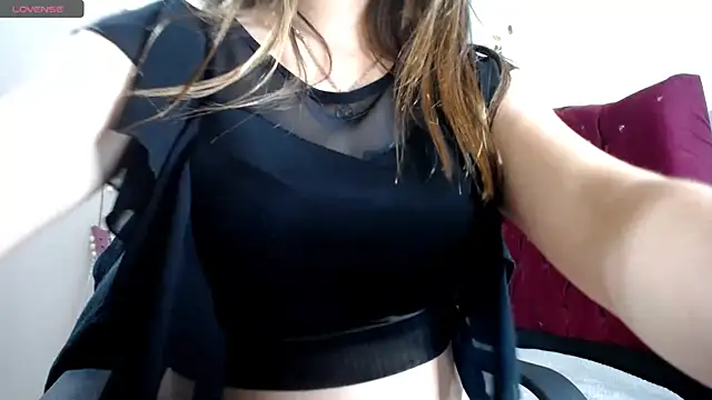 Snapshot of Luna_girlhot_ chatting on December 2024 07:19:02 PM Luna girlhot  online show from December 2024 07:19:02 PM