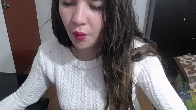 Snapshot of Luna_girlhot_ chatting on March 2025 06:44:01 PM Luna girlhot  online show from March 2025 06:44:01 PM