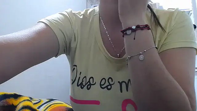 Snapshot of Luna_girlhot_ chatting on April 2026 02:28:02 PM Luna girlhot online show from April 2026 02:28:02 PM