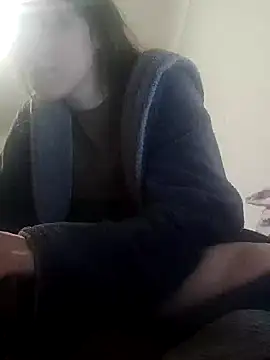 emeli moon online show from December 2024 03:14:02 AM