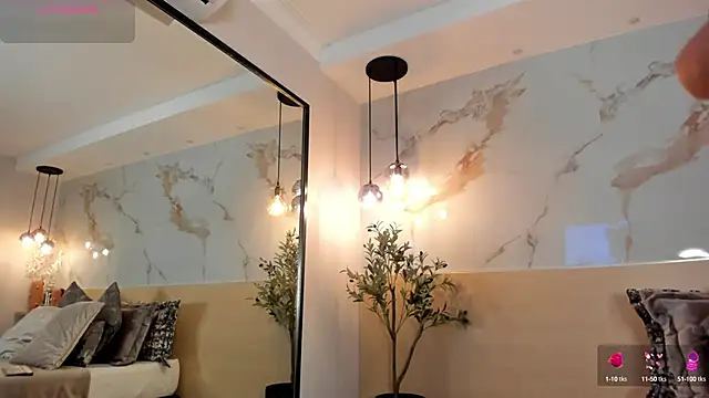 LeaThompson online show from October 2025 11:35:01 PM