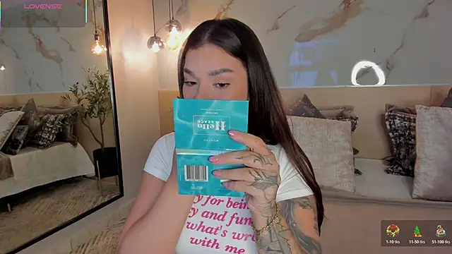 LeaThompson online show from December 2025 10:59:02 PM