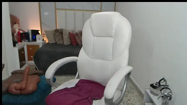 Snapshot of annita_cooper_ chatting on February 2025 06:51:01 PM annita cooper online show from February 2025 06:51:01 PM