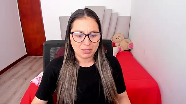 samantha  wilson online show from April 2026 04:12:02 PM