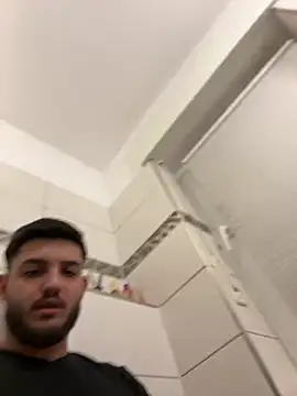 Snapshot of Furko_33 chatting on February 2025 04:58:01 PM Furko 33 online show from February 2025 04:58:01 PM