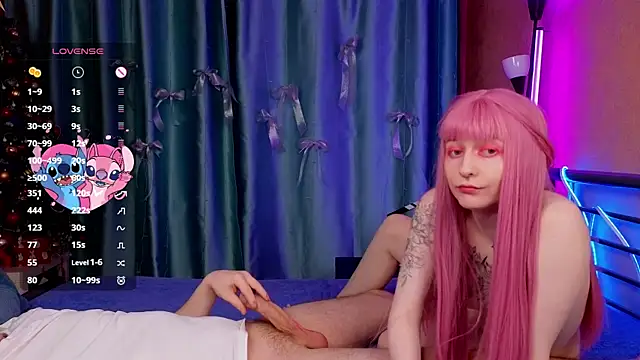 Snapshot of noisy_neighbors chatting on January 2025 03:57:01 PM noisy neighbors online show from January 2025 03:57:01 PM