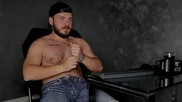 juliusmasters online show from November 2025 07:48:02 PM