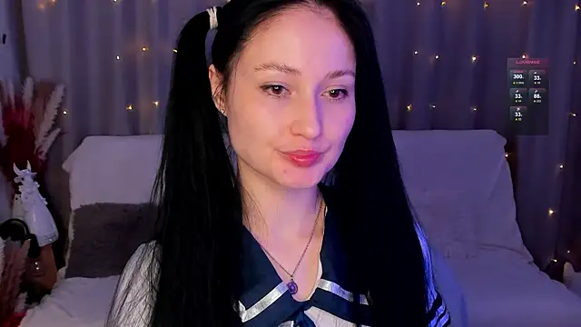 Snapshot of LisaMooore chatting on January 2025 11:30:01 PM LisaMooore online show from January 2025 11:30:01 PM