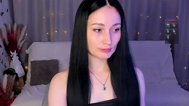 Snapshot of LisaMooore chatting on January 2025 05:40:02 PM LisaMooore online show from January 2025 05:40:02 PM