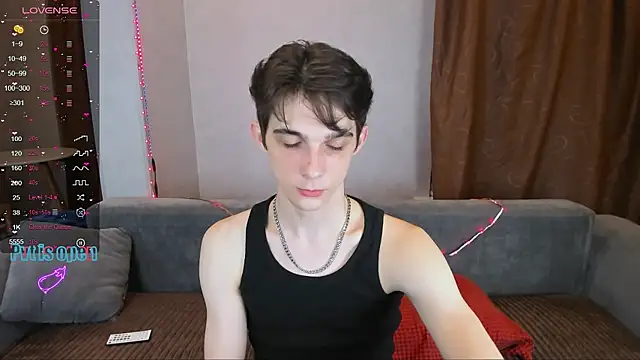 Snapshot of Aaron_Boom chatting on March 2026 10:31:02 PM Aaron Boom online show from March 2026 10:31:02 PM