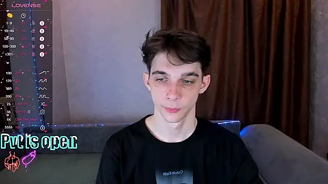 Snapshot of Aaron_Boom chatting on April 2026 08:42:02 PM Aaron Boom online show from April 2026 08:42:02 PM