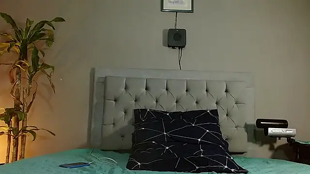 Mr WhiteCock online show from December 2024 02:09:01 AM