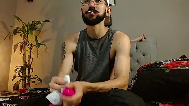 Mr WhiteCock online show from January 2025 08:27:01 PM