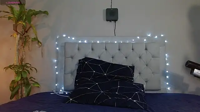 Mr WhiteCock online show from January 2025 05:56:02 PM