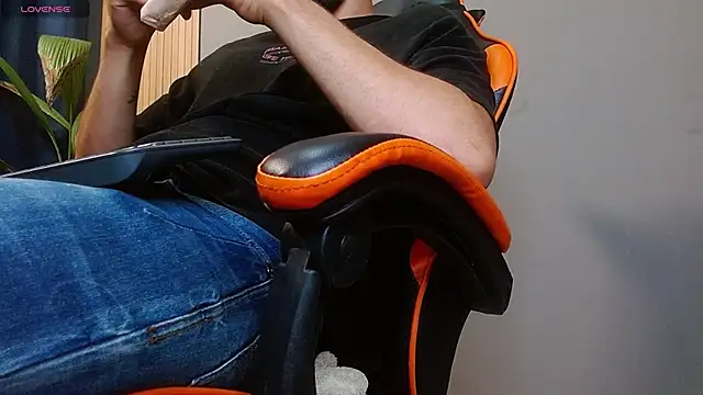 Mr WhiteCock online show from October 2025 12:22:01 AM